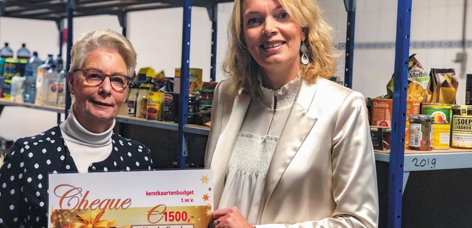 Voedselbank Vld wint kerstkaartenbudget Waterweg Wonen